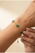 Yeşil Çizgi Detay Minik Yonca Gold Altın Kaplama Bileklik