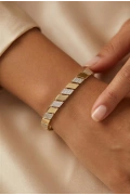 Taş Detay Eğik Model Gold Altın Kaplama Bileklik