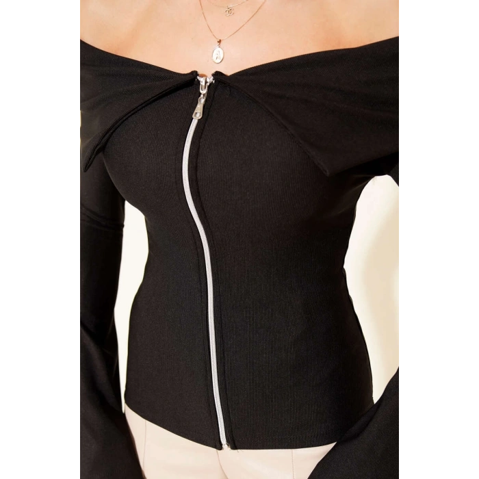 Omzu Açık Fermuarlı Bluz siyah T4330