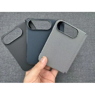 İphone 18 Duo Carbon Magsafe Kılıf