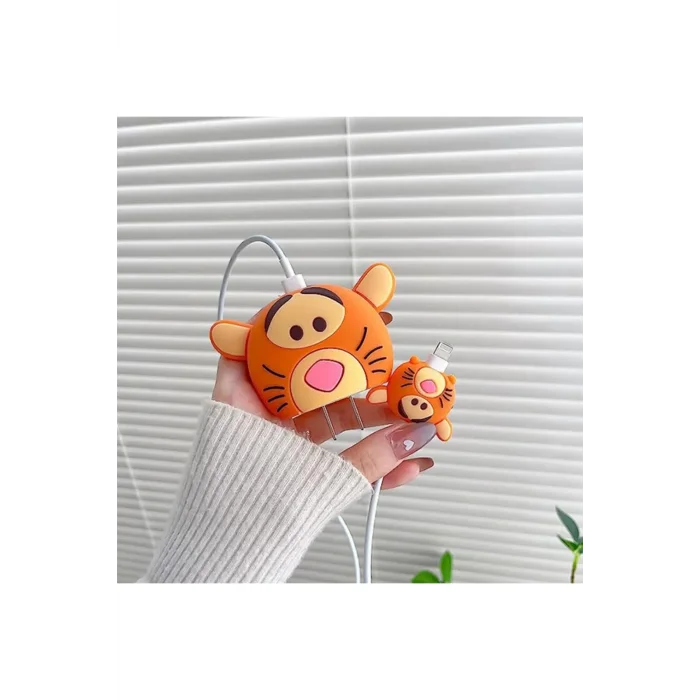 Şarj Aleti Adaptör Ve Kablo Koruyucu Figürlü