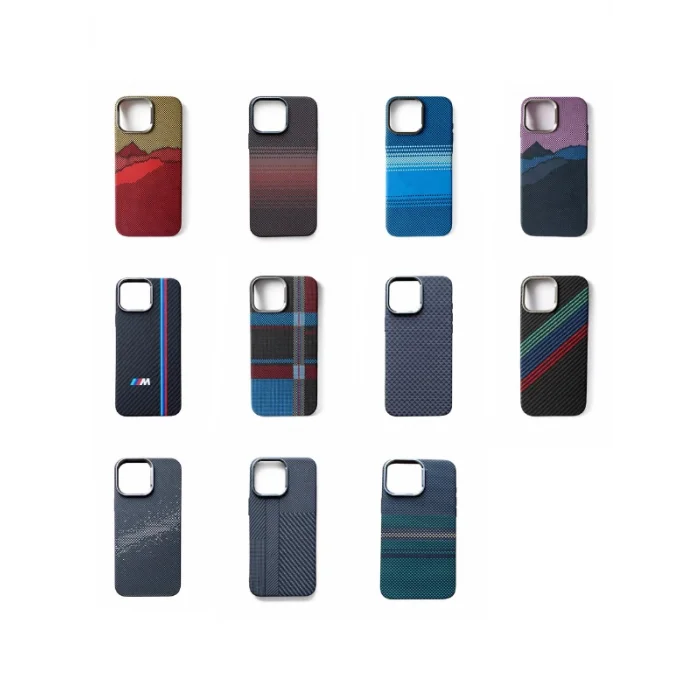 İphone 16 Pro Max ile Uyumlu Magsafe Özellikli Karışık Desenli Renkli Carbon Premium Kılıf