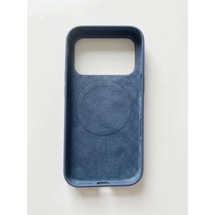 İphone 17 Pro Max ile Uyumlu Magsafe Özellikli İçi Kadife Liqit Silikon Kılıf