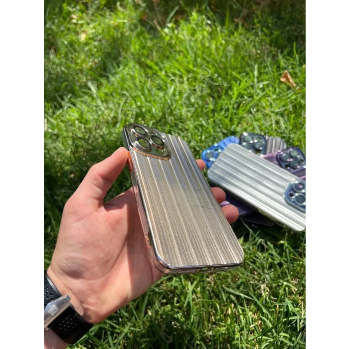 İphone 11 Wave2 Hologram Görünümlü Telefon Kılıfı