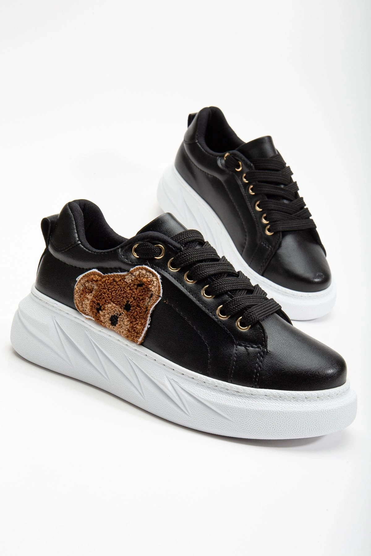 Golden Bear Sneaker