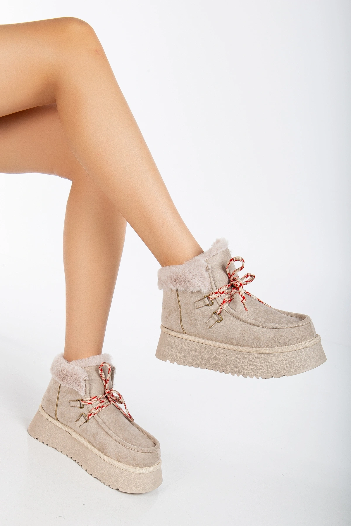 Sonya Bağcıklı Kalın Tabanlı Katlanır Yaka İçi Kürklü Kadın Bot