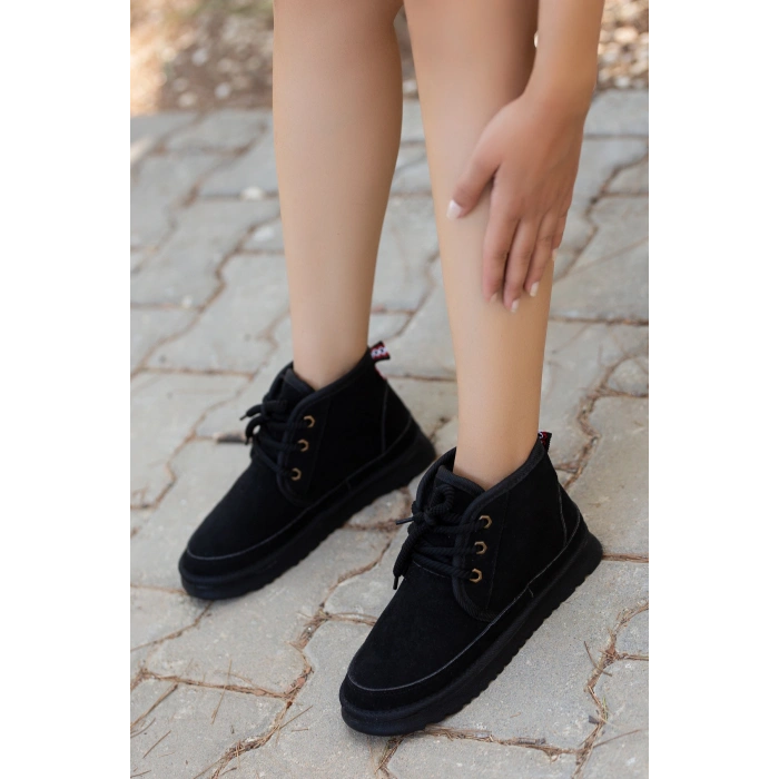 Mini İçi Kürk Astarlı Siyah Alçak Taban Bağcıklı Rahat Kadın Bot