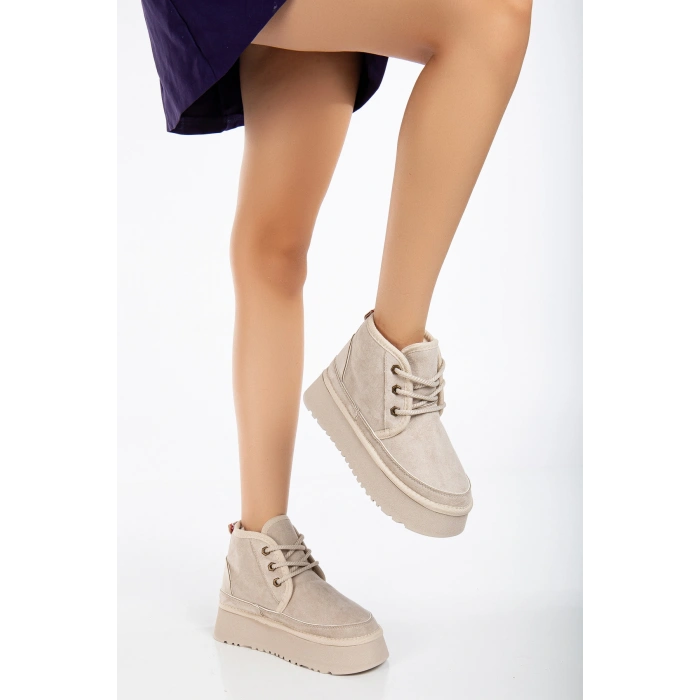 Lady İçi Kürklü Kalın Taban Bağcıklı Bej Ten Rahat Kadın Bot