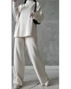 EKRU PANTALONLU TRİKO TAKIM