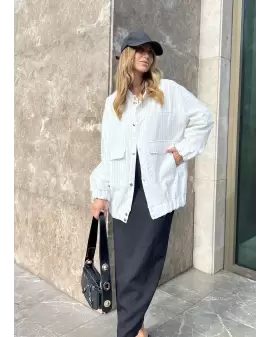 Beyaz Çizgili Uzun Bomber Ceket