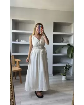 Beyaz V Yaka Uzun Astarlı Keten Elbise