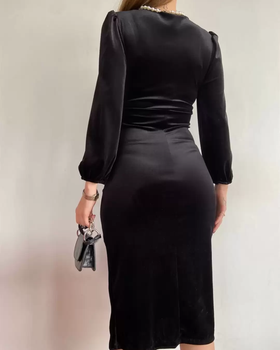 Siyah Kruvaze Kadife Elbise