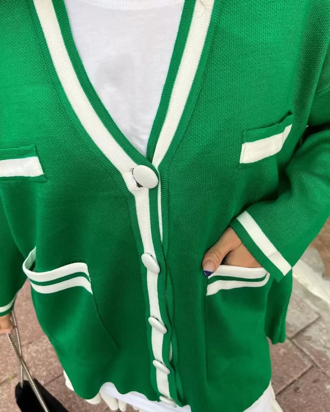 Yeşil Beyaz Şeritli Triko Hırka