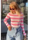 PEMBE BEYAZ ÇİZGİLİ BİSİKLET YAKA KAZAK