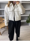 Beyaz Fermuarlı Buklet Astarlı Ceket
