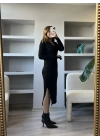 Siyah Polo Yaka İki Yanı Yırtmaçlı Kol Evi Yırtmaç Detaylı Triko Elbise