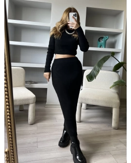 Siyah Kendinden Çizgili Triko Takım