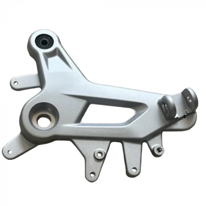 CF MOTO SR 450 Ön Basamak Braketi Sağ Orijinal