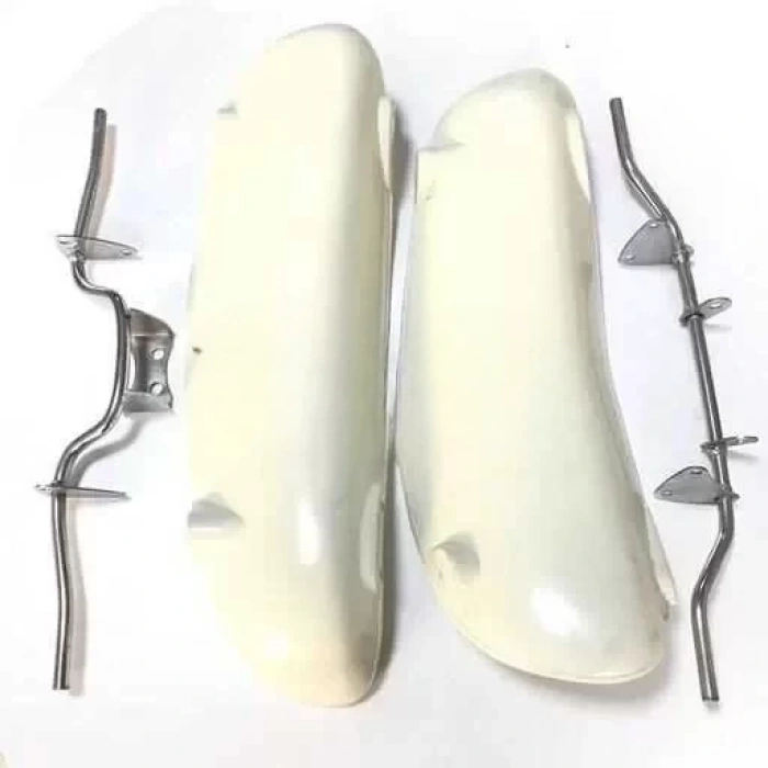 Yamaha YB 100 Dizlik