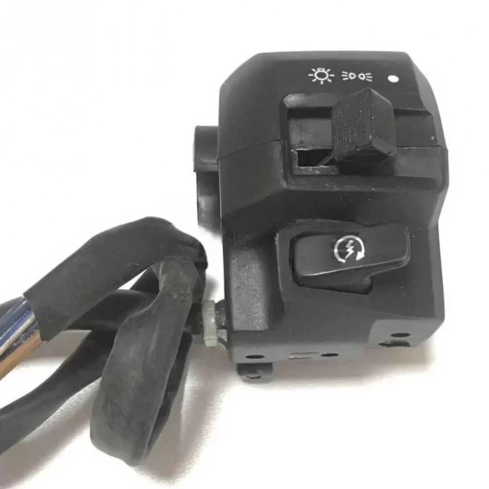 Yamaha YBR 125 Kumanda Paneli Sağ Orijinal