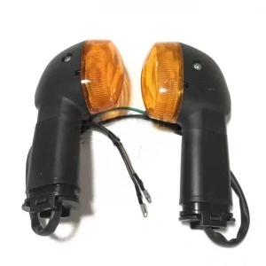 Yamaha YBR 125 K Sinyal Ön Takım