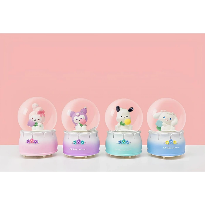 Kuromi Işıklı Kar Küresi 7 cm