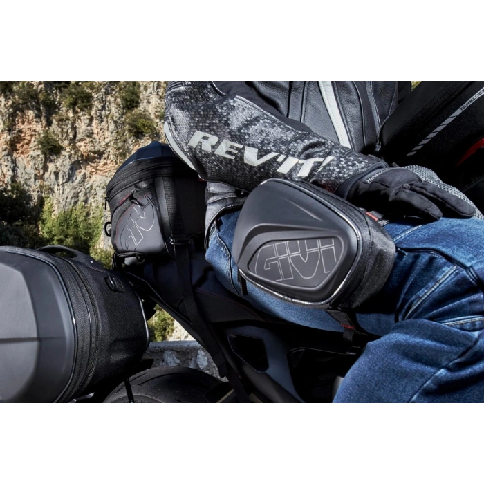 GIVIST608BBACAKÇANTASI