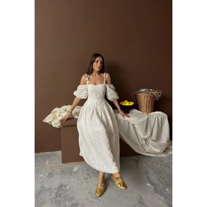 Bej Omuzu Bağcıklı Balon Kollu Brode Elbise