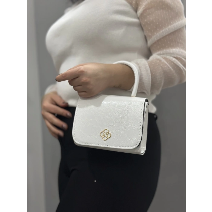 Beyaz cilt krash çanta