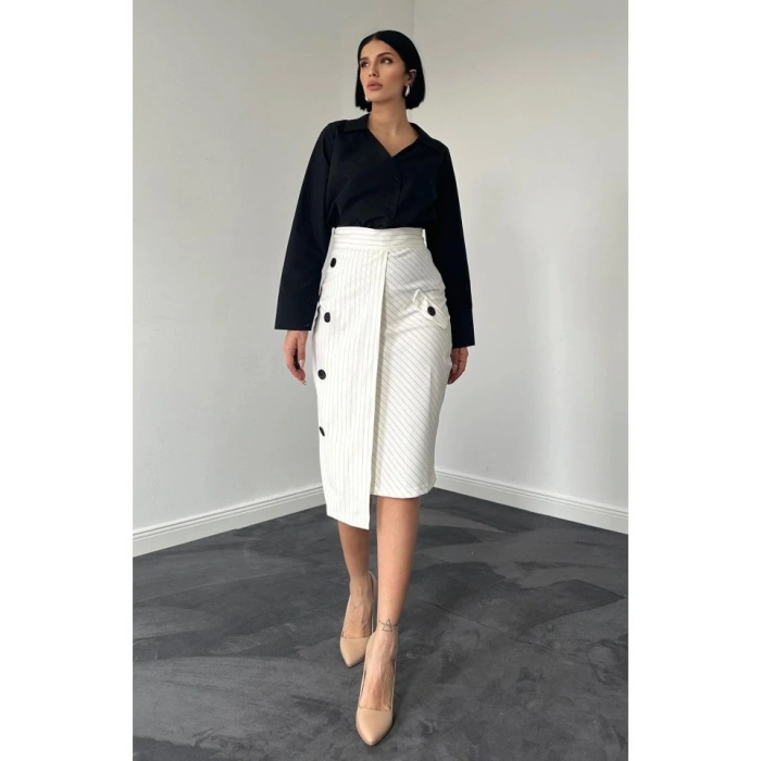 Beyaz Çizgili Poliviskon Etek