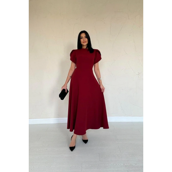 Bordo Arkası Fiyonk Garnili Britli Elbise