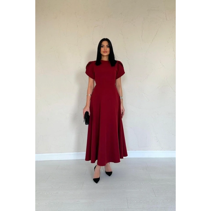 Bordo Arkası Fiyonk Garnili Britli Elbise