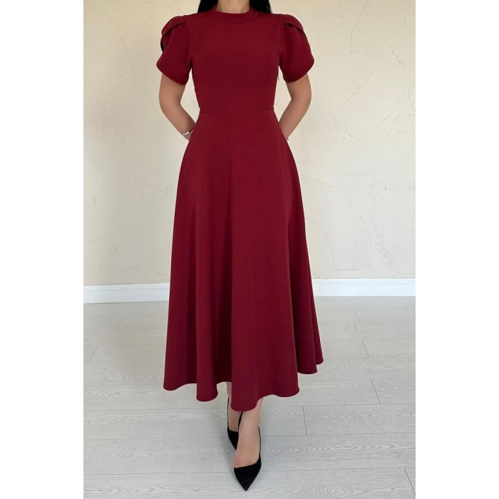 Bordo Arkası Fiyonk Garnili Britli Elbise