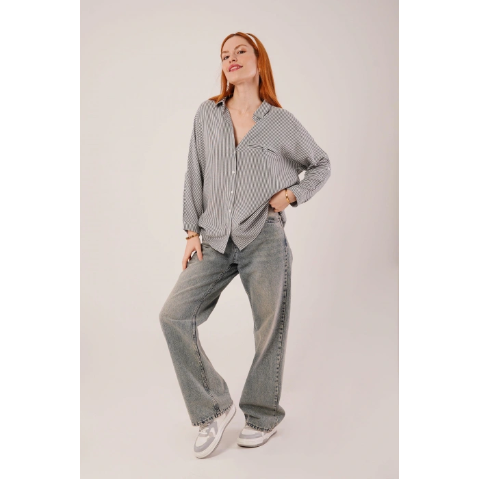 Cep Detay Çizgili Oversize Gri Gömlek