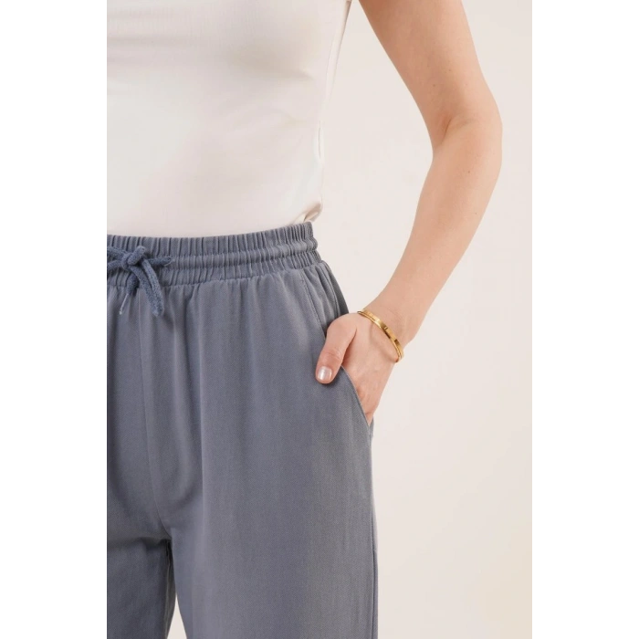 Cepli Belden Bağlamalı Paça Detaylı İndigo Pantolon