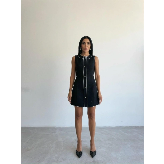 CHANEL KUMAŞ KISA ÖNDEN DÜĞMELİ ELBİSE - Siyah