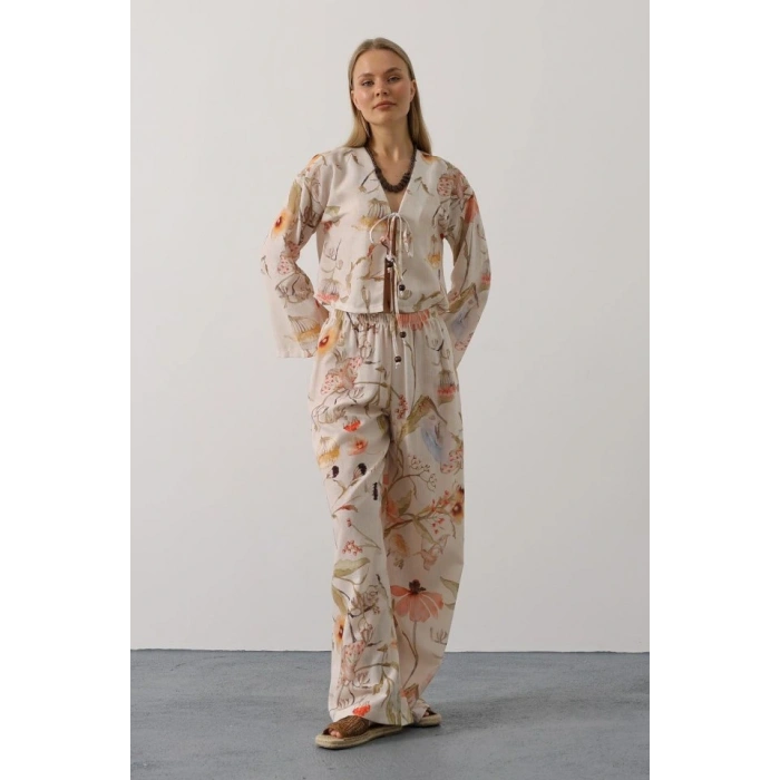 Çiçek Desen Önü Bağlamalı Pantolon Takım - Taş