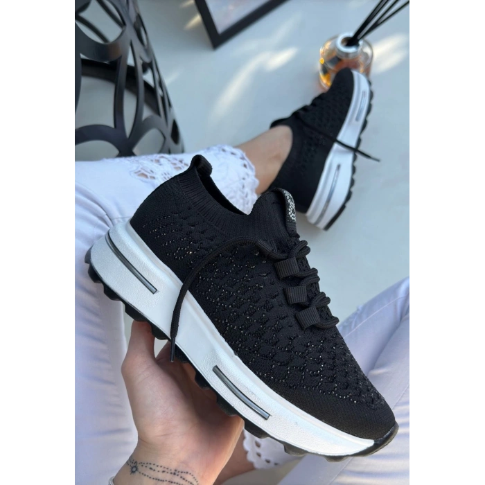 Cilla Siyah Triko Boncuk İşlemeli Spor Ayakkabı