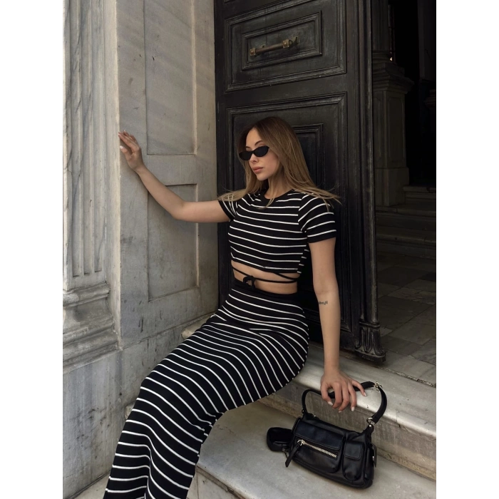 Çizgili etekli takım siyah s3609