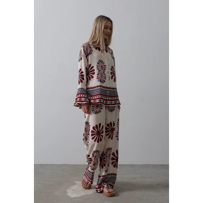 Desenli Kolları Volanlı Pantolon Takım - Kırmızı