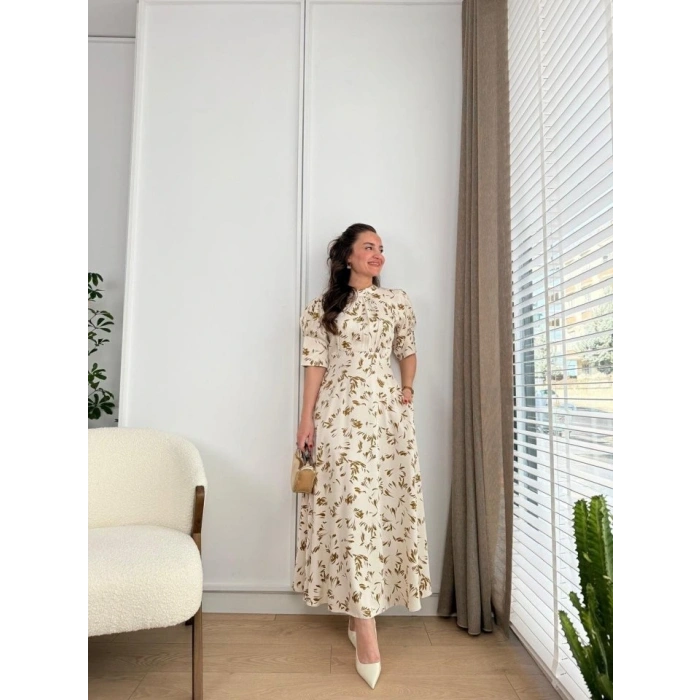 Ekru Yakası Bağlama Detaylı Elbise