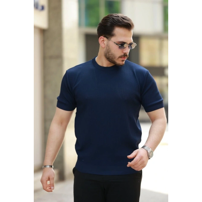 Erkek Bisiklet Yaka Jakarlı Kısa Kollu Tshirt