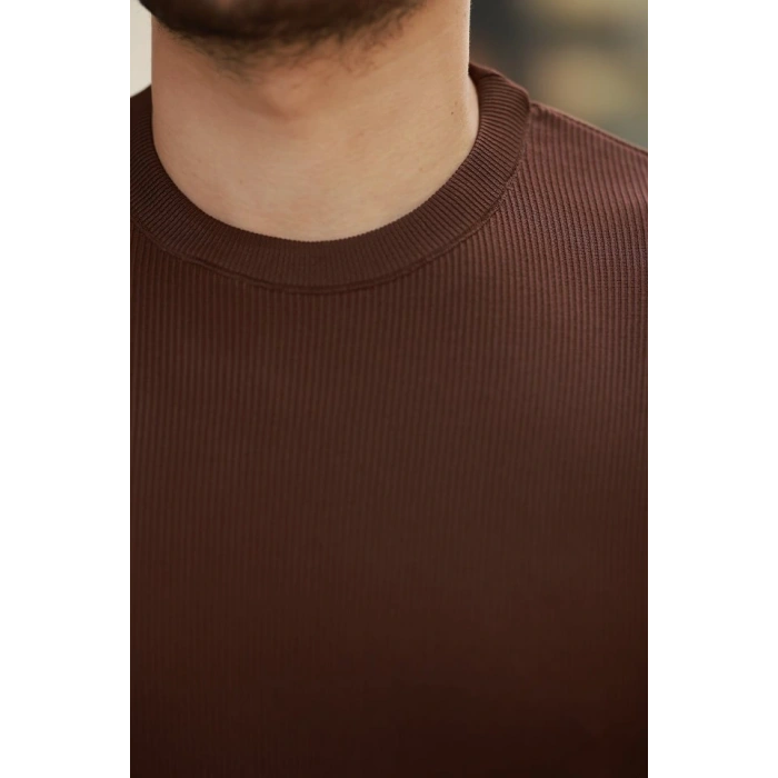 Erkek Bisiklet Yaka Jakarlı Kısa Kollu Tshirt