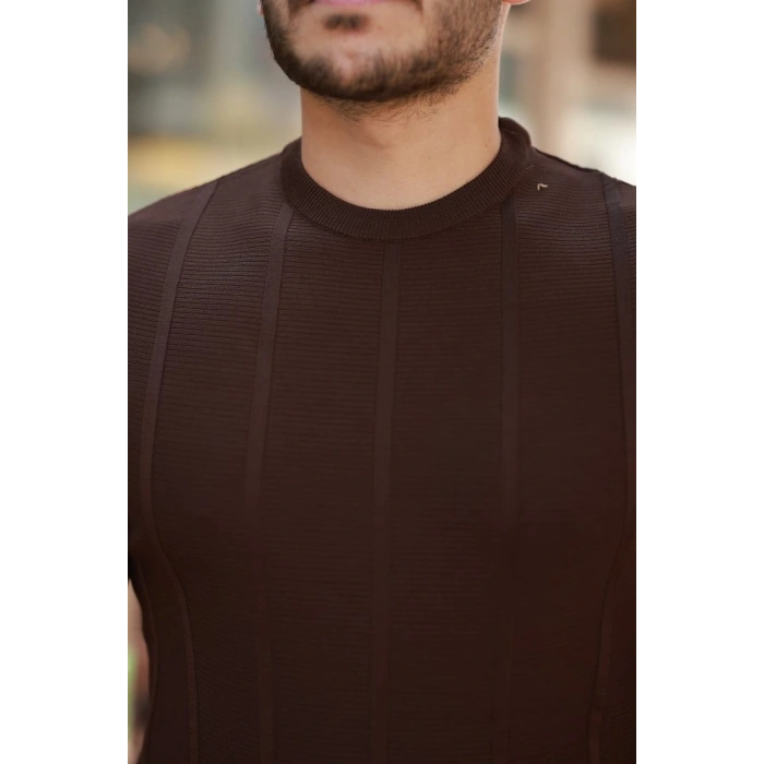 Erkek Desenli çizgi Kabartmalı Kısa Kollu Tişört