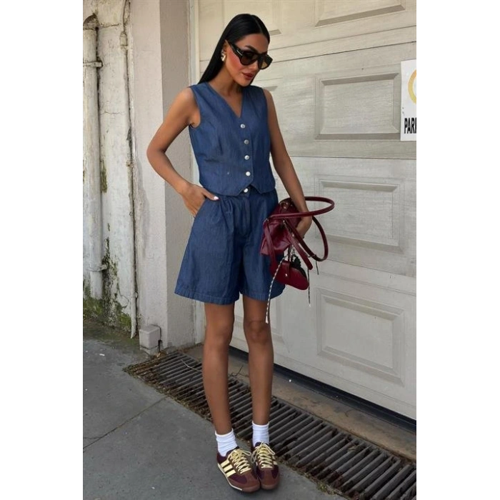 Gümüş Düğmeli Yelek Ve Şort Tensel Takım 10174