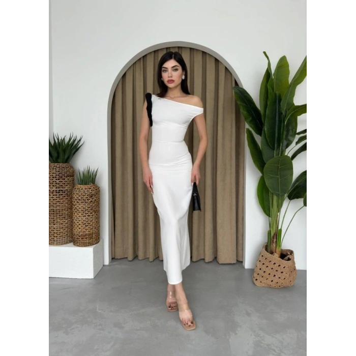 Jovani Omuz Detaylı Elbise