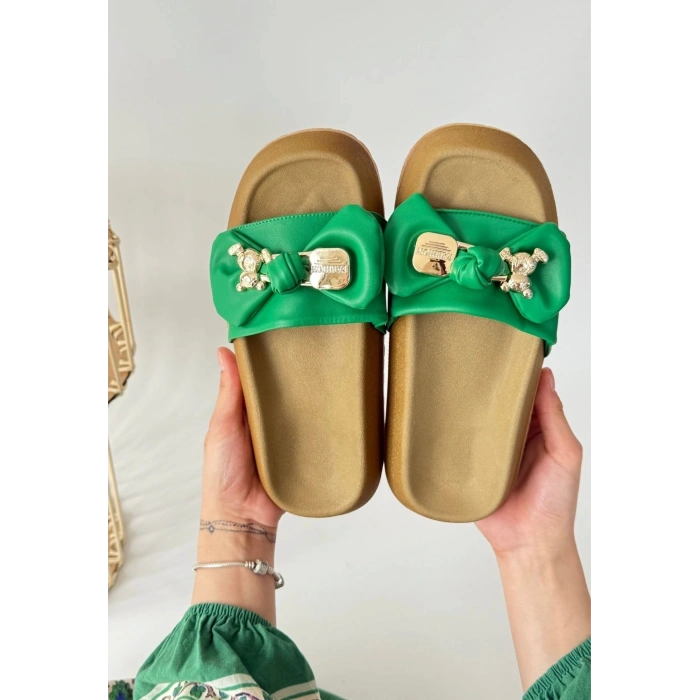 Jude Yeşil Cilt Ayıcıklı Terlik