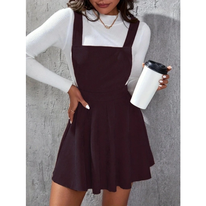 Kadın Askılı Sırttan çapraz Detaylı Kısa Kiloş Kadife Mini Elbise