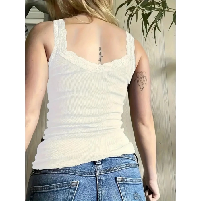 Kadın Askılı Yuvarlak Yaka Dantel Detay Kaşkorse Bluz