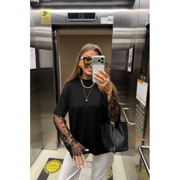 Kadın Bisiklet Yaka Kolları Dantel Güpür Detay Bluz